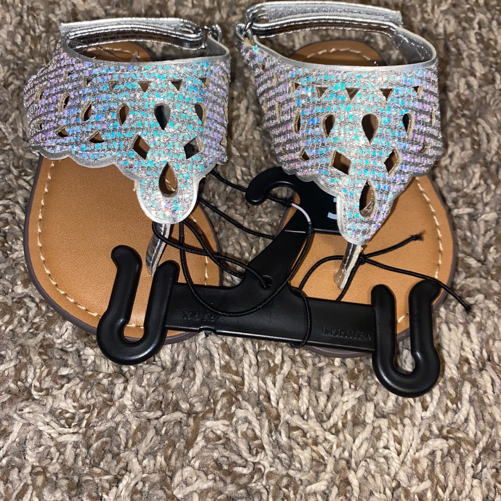 Brand new toddler sandals.